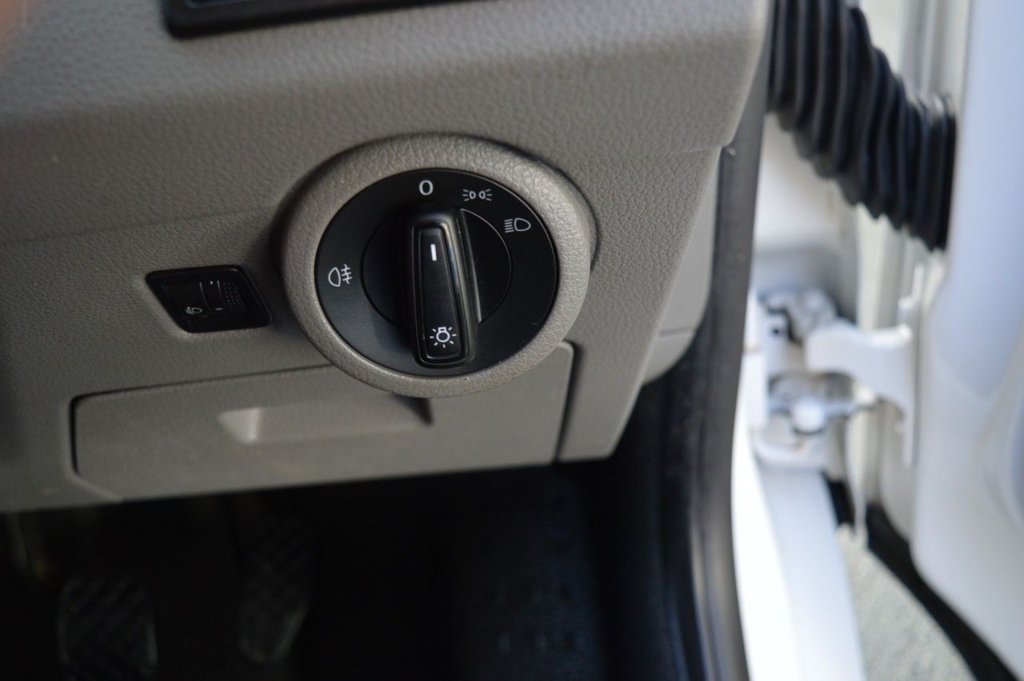 Used Volkswagen Transporter 2021 for sale - 76883209: Photo 35