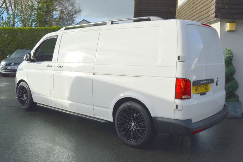 Used Volkswagen Transporter 2021 for sale - 76883209: Photo 5