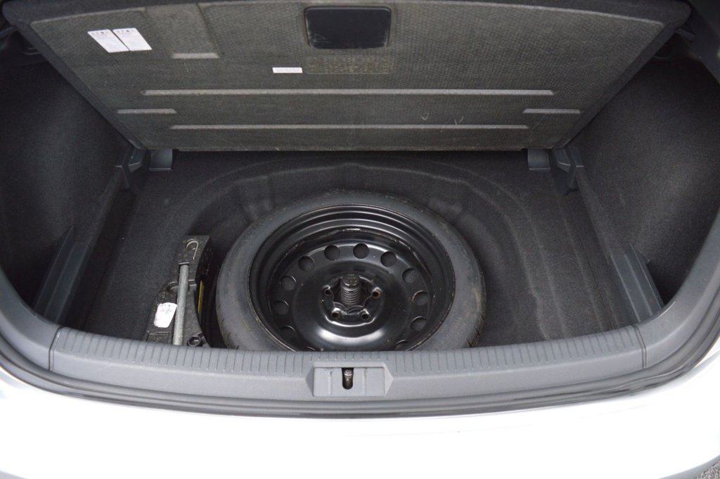 Used Volkswagen Golf 2016 for sale - 77780008: Photo 21