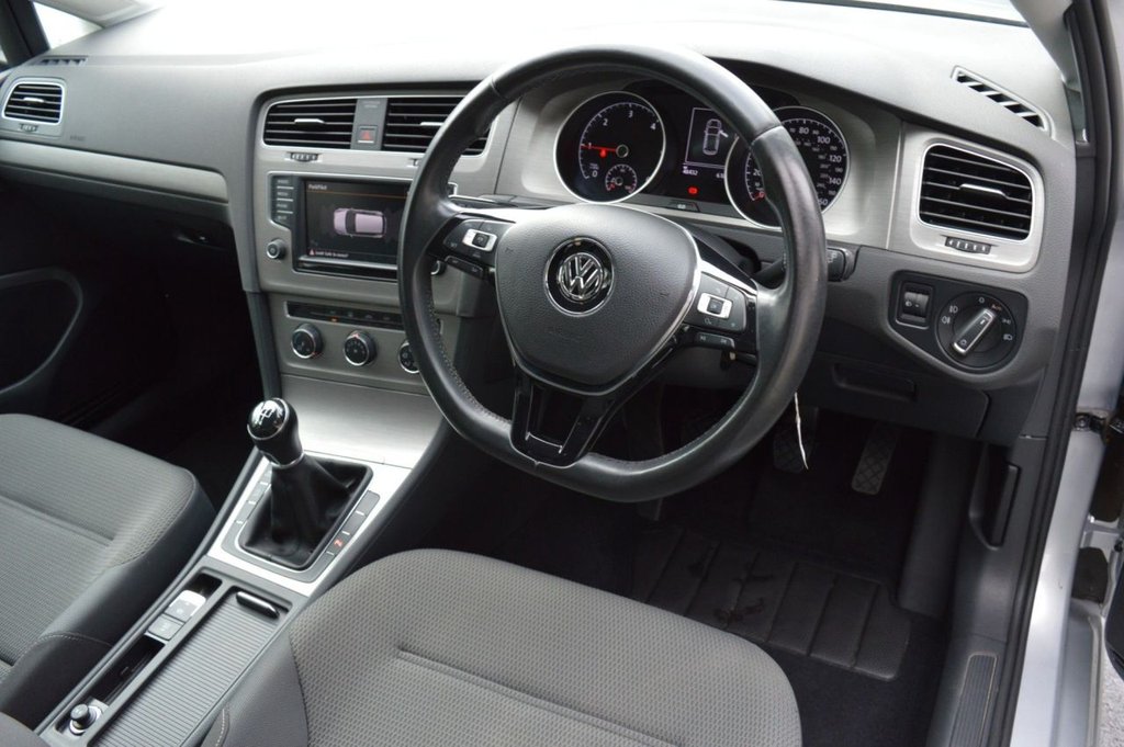 Used Volkswagen Golf 2016 for sale - 77780008: Photo 24