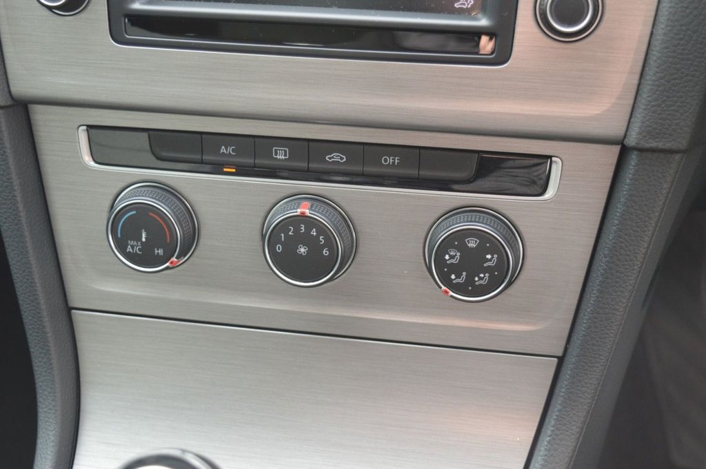 Used Volkswagen Golf 2016 for sale - 77780008: Photo 35