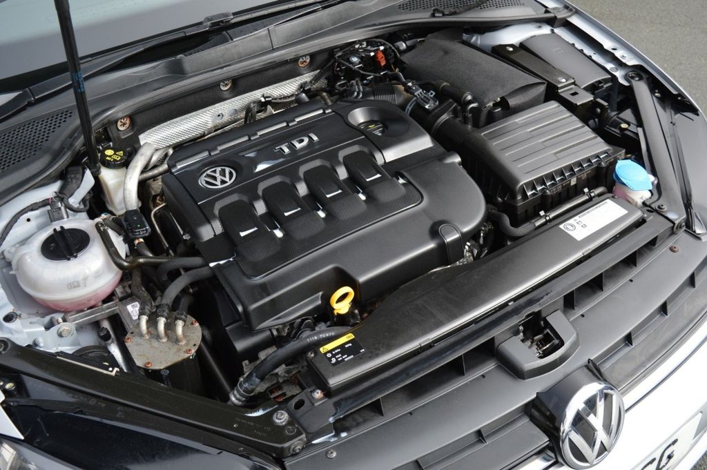 Used Volkswagen Golf 2016 for sale - 77780008: Photo 40