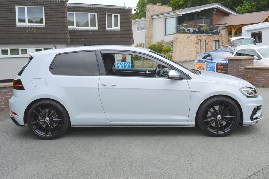 Used Volkswagen Golf 2018 for sale - 76660191: Photo 12
