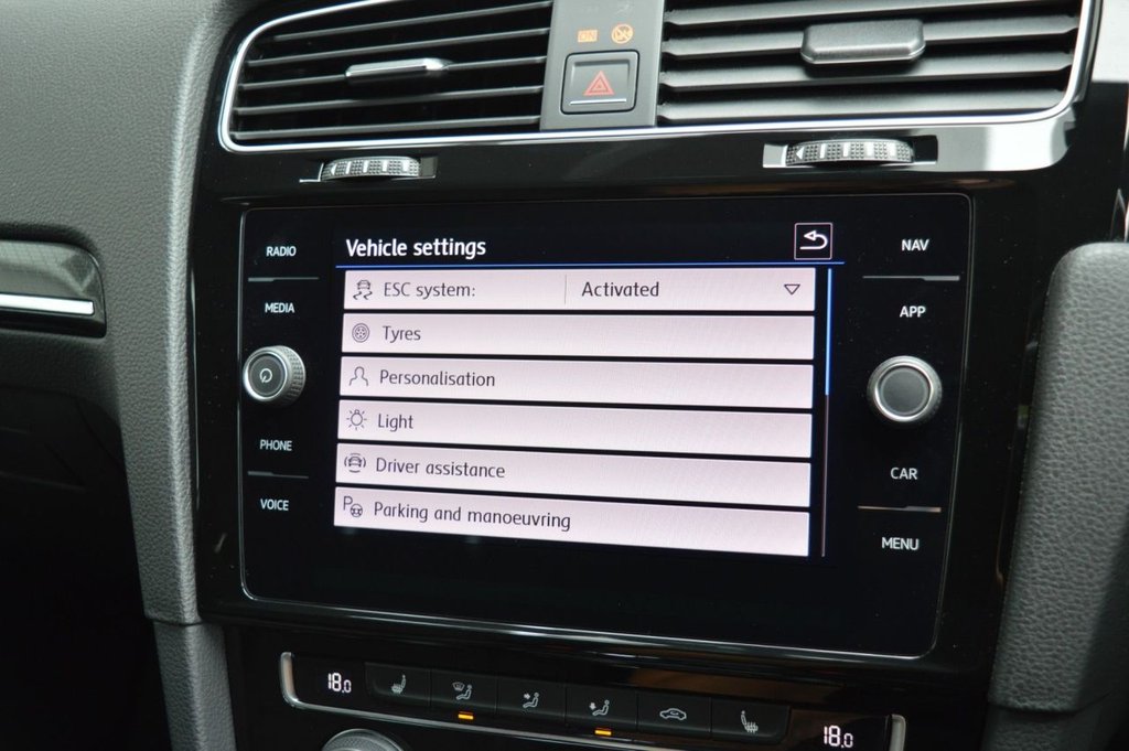 Used Volkswagen Golf 2018 for sale - 76660191: Photo 29