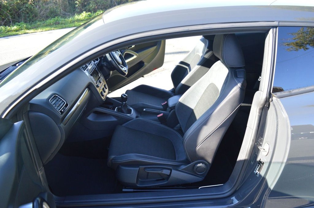 Used Volkswagen Scirocco 2015 for sale - 76660195: Photo 14