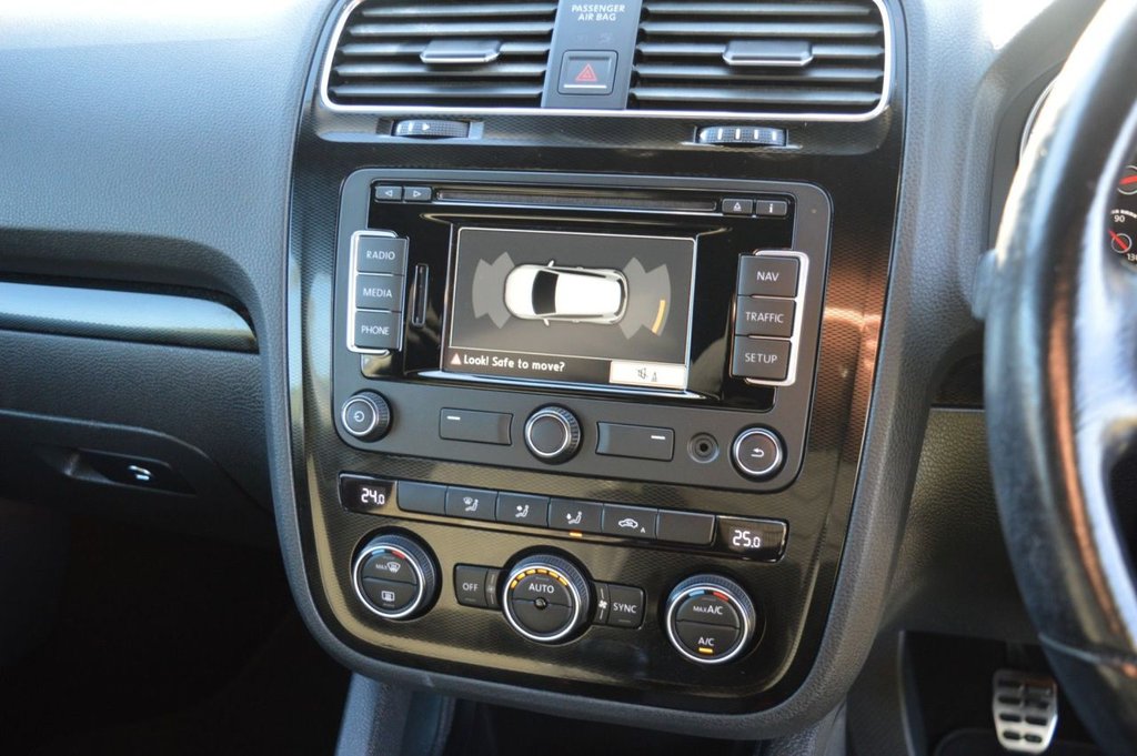 Used Volkswagen Scirocco 2015 for sale - 76660195: Photo 29