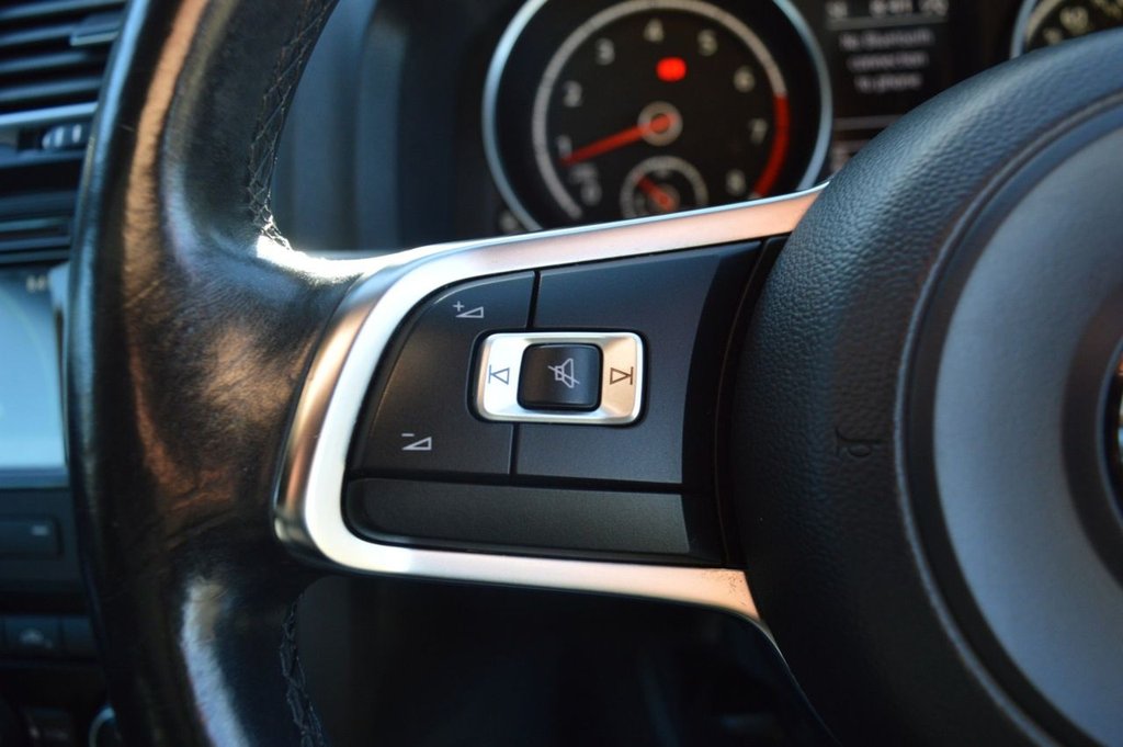 Used Volkswagen Scirocco 2015 for sale - 76660195: Photo 37