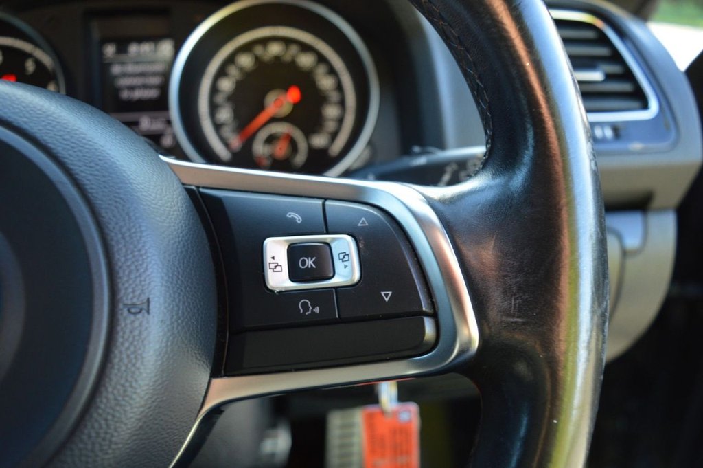 Used Volkswagen Scirocco 2015 for sale - 76660195: Photo 38