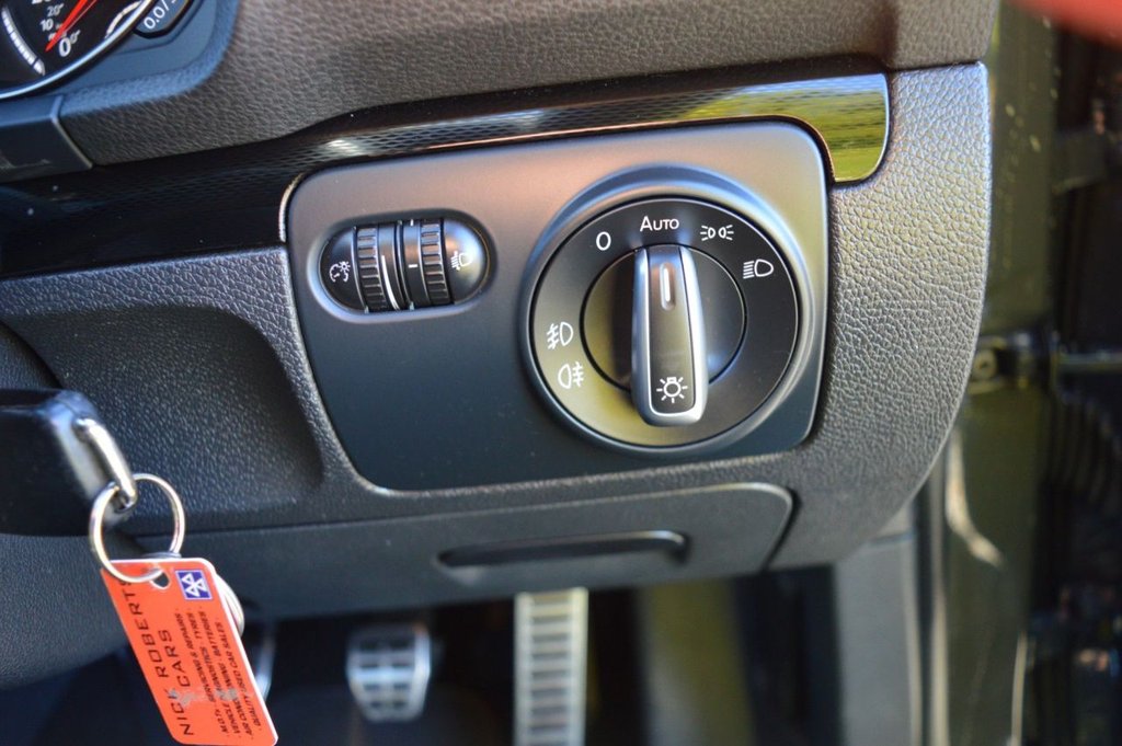 Used Volkswagen Scirocco 2015 for sale - 76660195: Photo 39