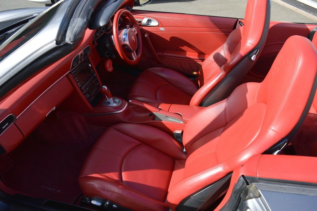 Used Porsche 911 2009 for sale - 77890953: Photo 15