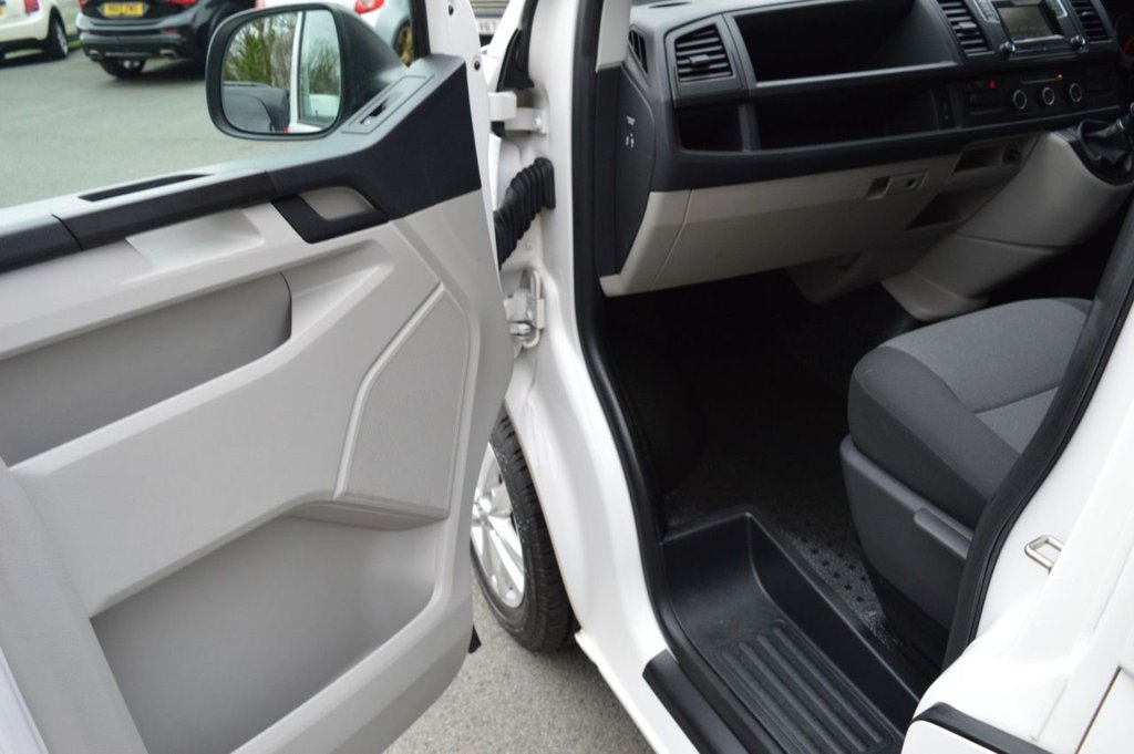 Used Volkswagen Transporter 2019 for sale - 77719379: Photo 18