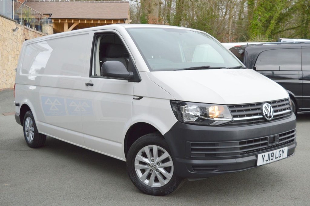 Used Volkswagen Transporter 2019 for sale - 77719379: Photo 2