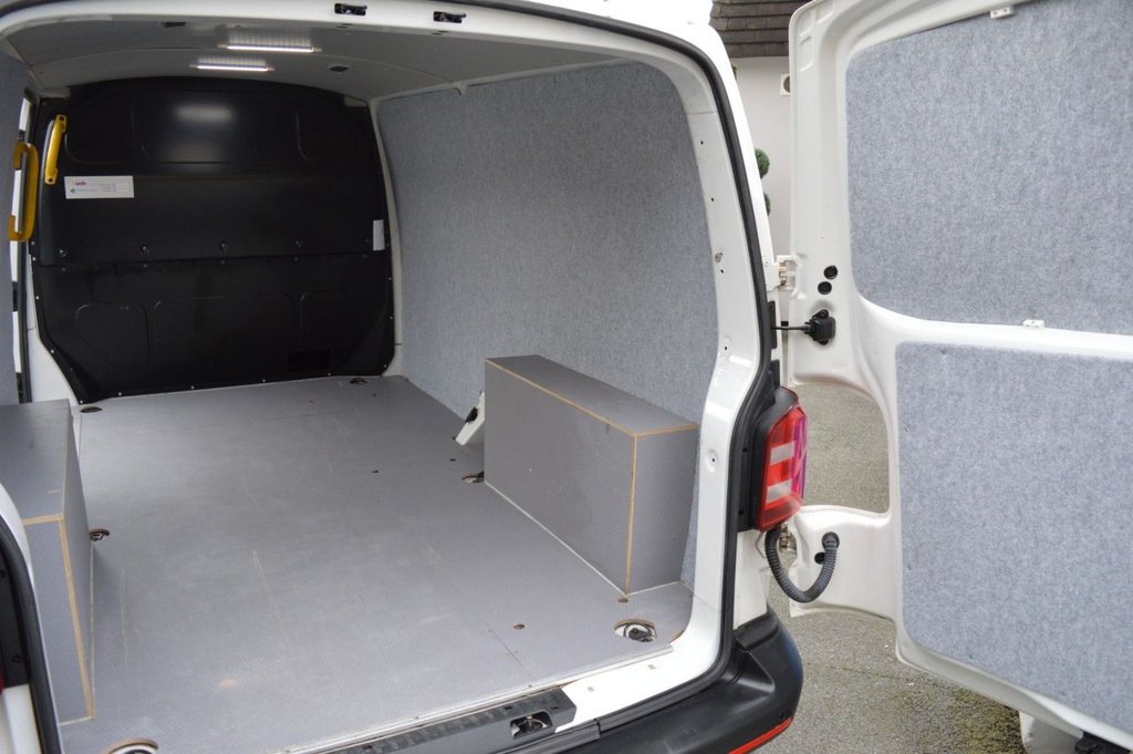 Used Volkswagen Transporter 2019 for sale - 77719379: Photo 21