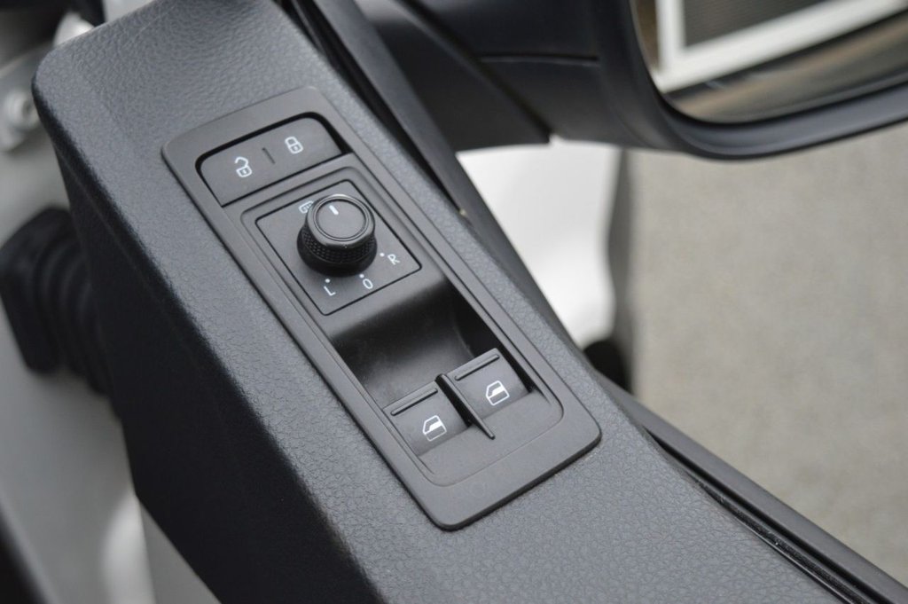 Used Volkswagen Transporter 2019 for sale - 77719379: Photo 27