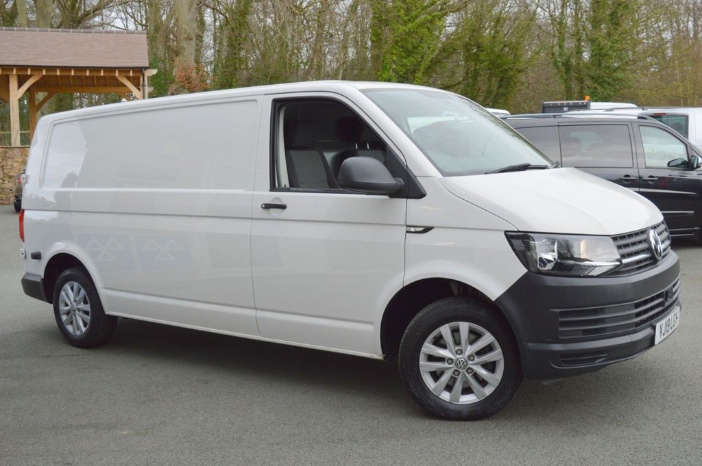 Used Volkswagen Transporter 2019 for sale - 77719379: Photo 3