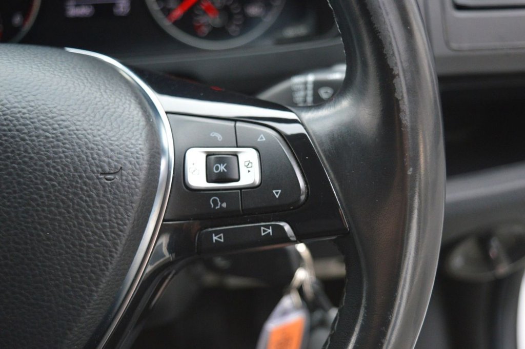 Used Volkswagen Transporter 2019 for sale - 77719379: Photo 38