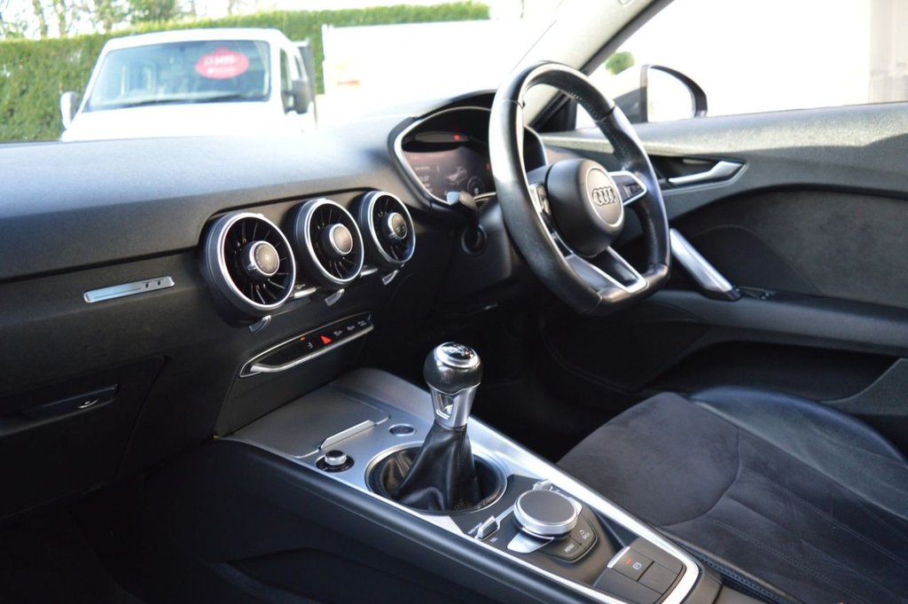 Used Audi TT 2015 for sale - 76934494: Photo 15