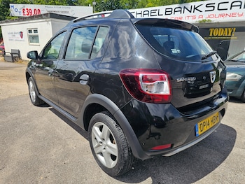 Used Dacia Sandero Stepway 2014 for sale - 78920426: Photo