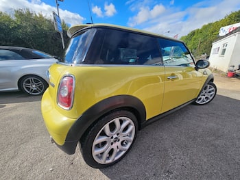 Used MINI Hatch 2010 for sale - 79872429: Photo