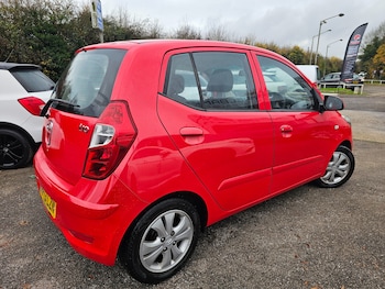 Used Hyundai i10 2013 for sale - 76495820: Photo