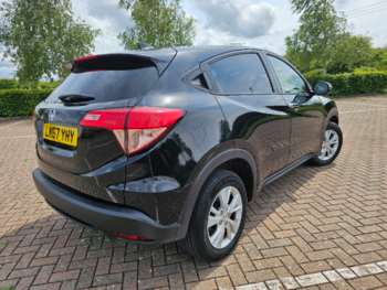 Used Honda HR-V 2017 for sale - 75095947: Photo