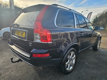 Used Volvo XC90 2010 for sale - 77136201: Photo