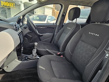 Used Dacia Duster 2016 for sale - 78242239: Photo