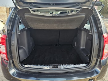 Used Dacia Duster 2016 for sale - 77692014: Photo