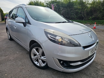 Used Renault Grand Scenic 2013 for sale - 79514370: Photo