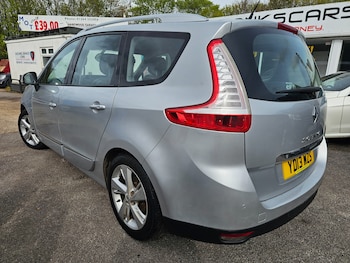 Used Renault Grand Scenic 2013 for sale - 79514370: Photo