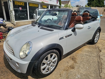Used MINI Convertible 2008 for sale - 79341670: Photo