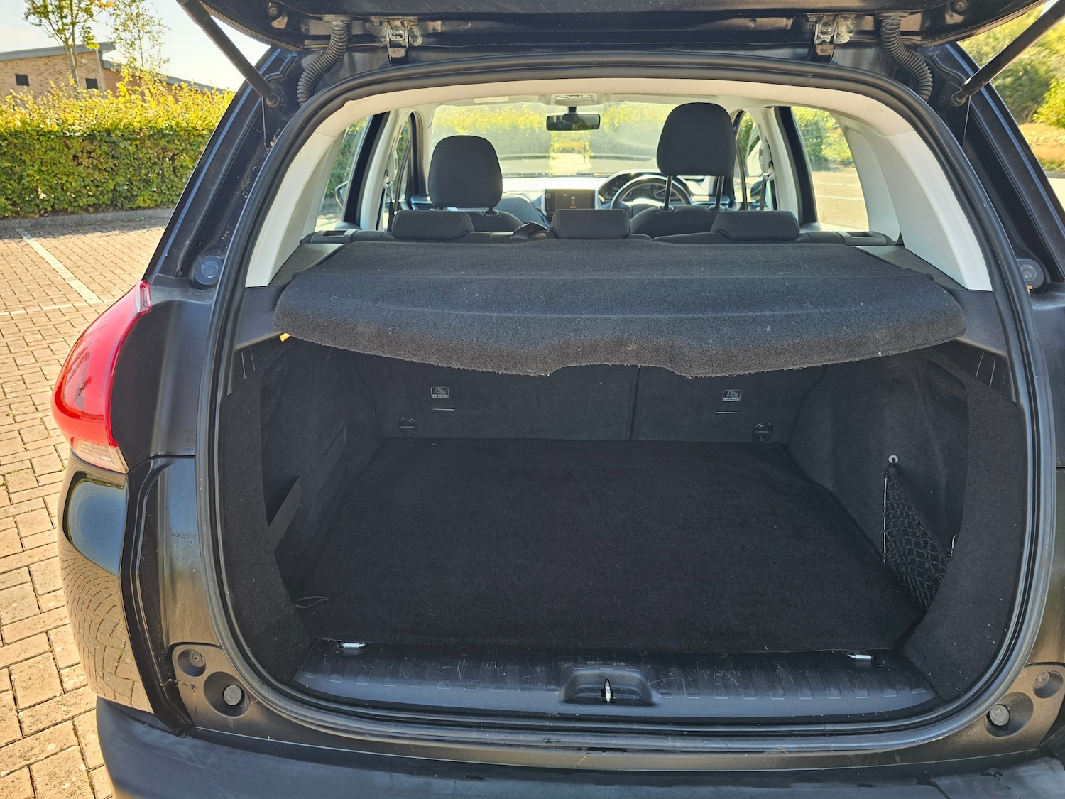 Used Peugeot 2008 2015 for sale - 76386899: Photo 4