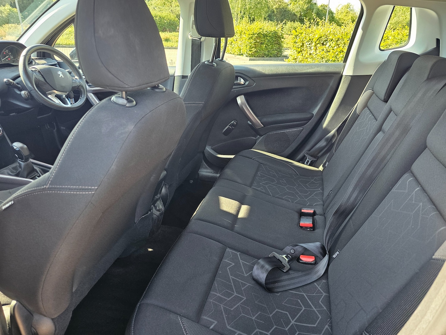 Used Peugeot 2008 2015 for sale - 76386899: Photo 6