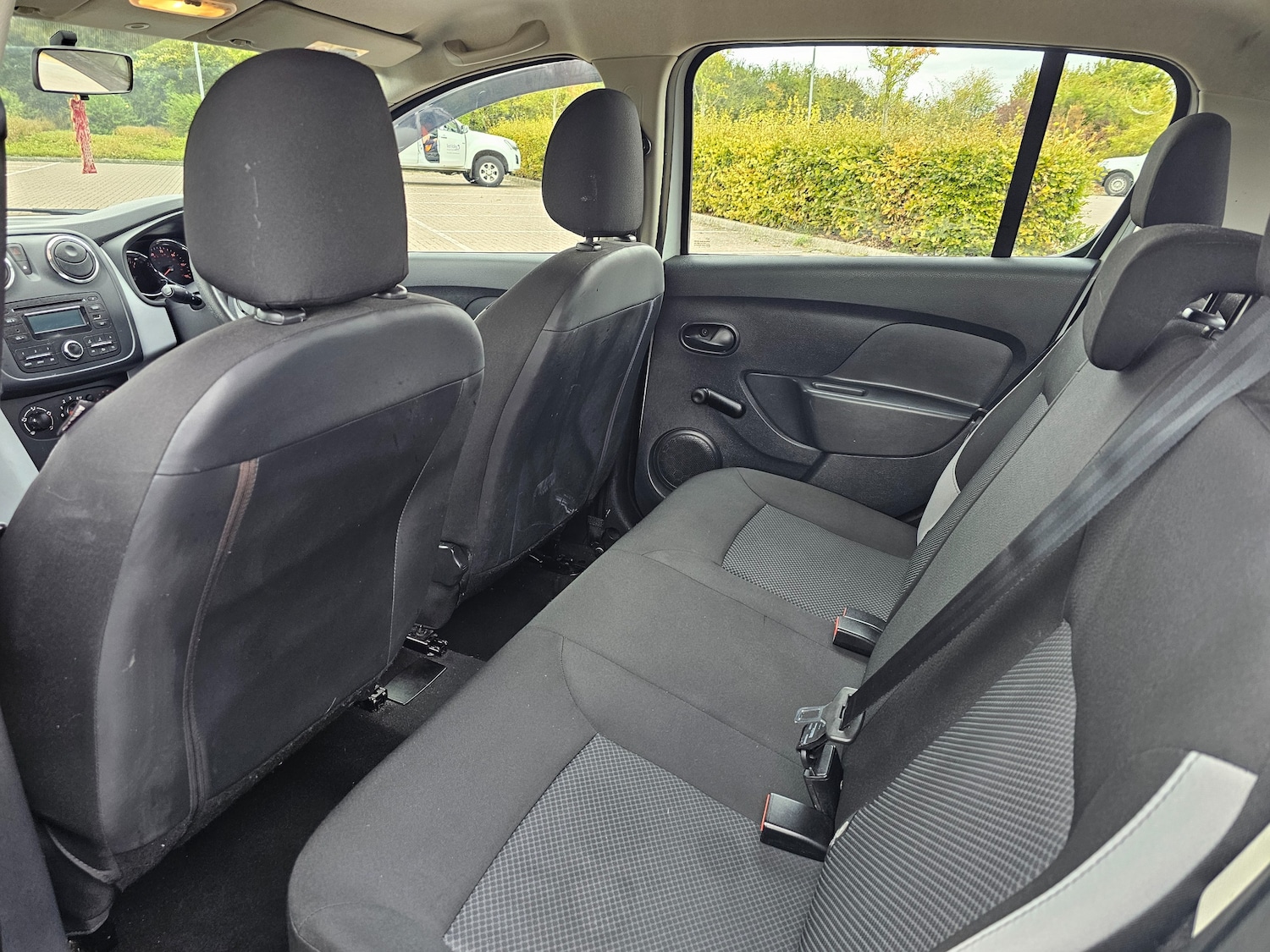 Used Dacia Sandero 2014 for sale - 76386897: Photo 5