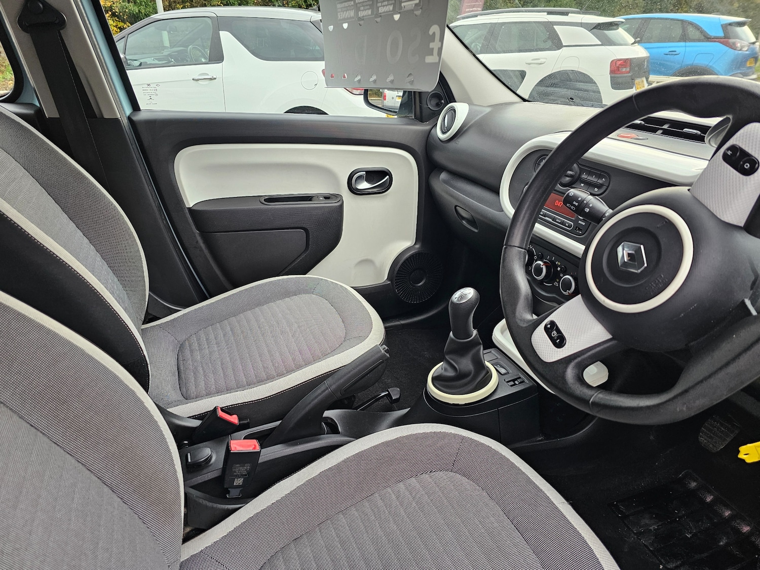 Used Renault Twingo 2017 for sale - 76386905: Photo 4