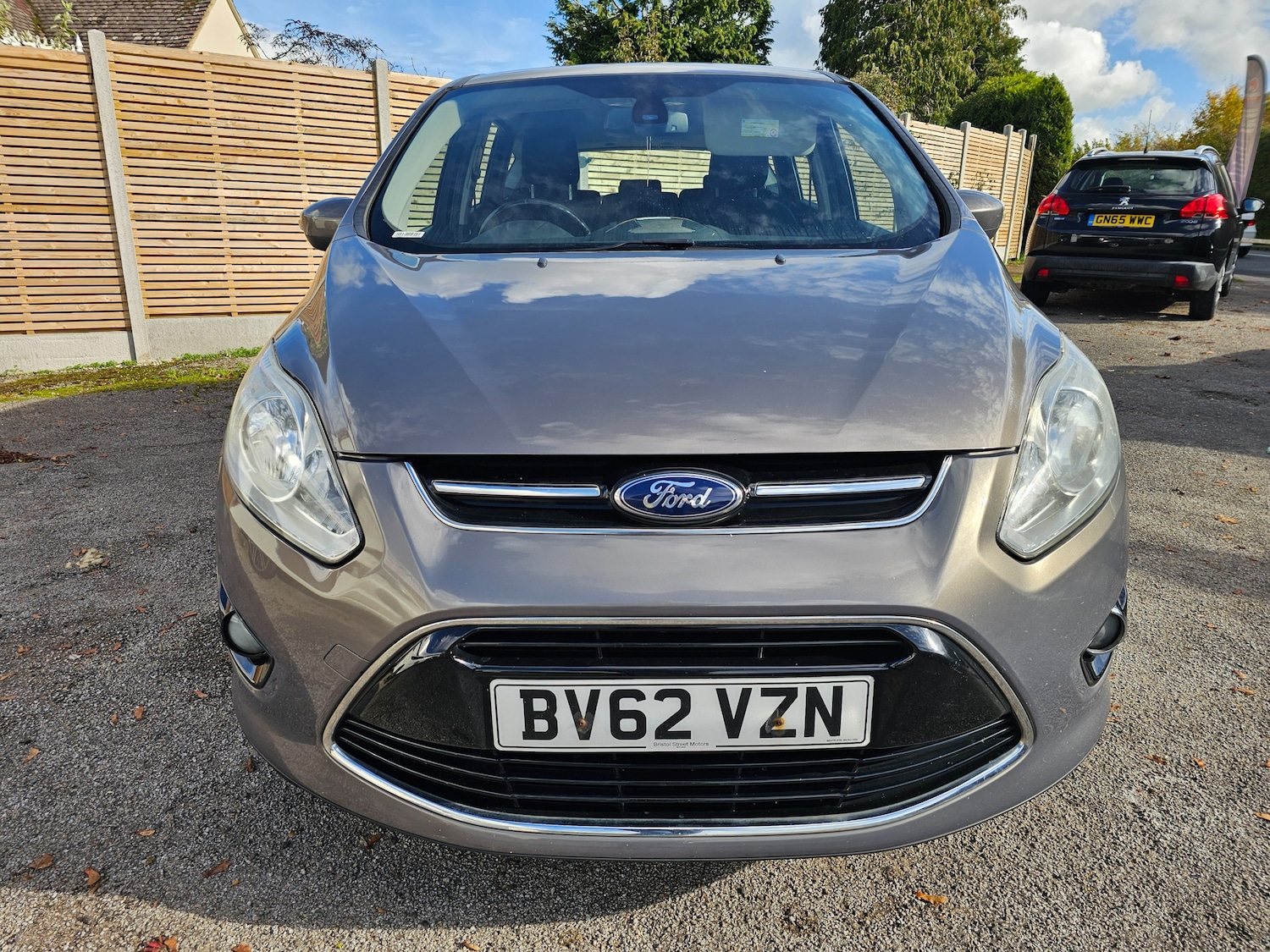 Used Ford C-Max 2012 for sale - 76386880: Photo 4