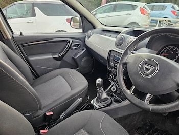 Used Dacia Duster 2014 for sale - 76845391: Photo