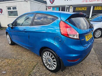 Used Ford Fiesta 2013 for sale - 77341040: Photo