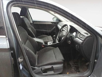 Used Skoda Superb 2020 for sale - 76175514: Photo 4