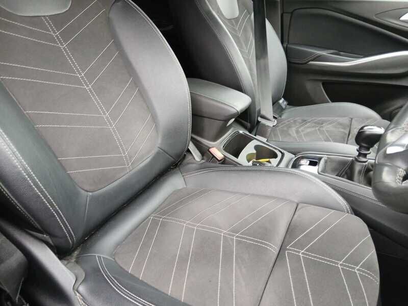 Used Vauxhall Grandland for sale - 77889318: Photo 3