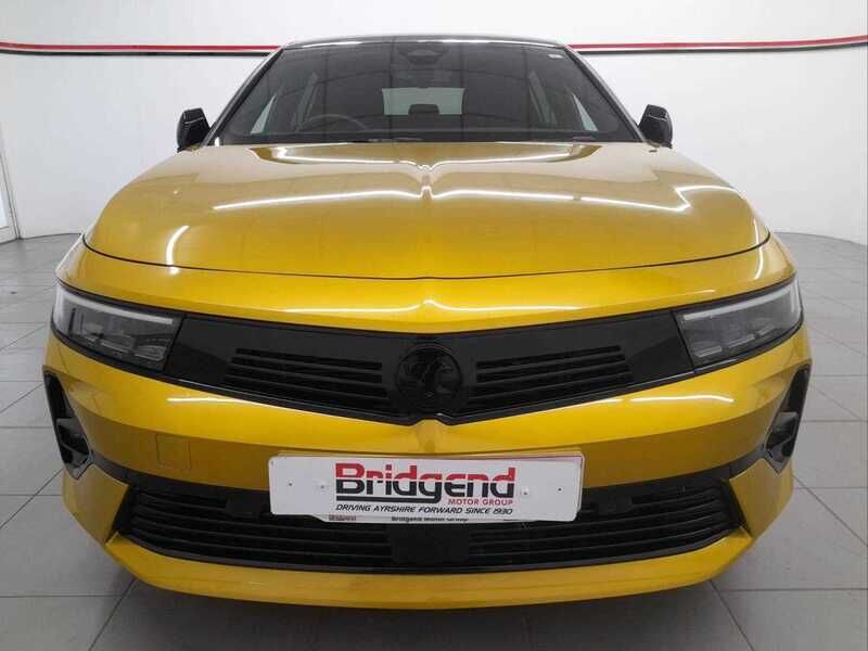 Used Vauxhall Astra 2023 for sale - 77045037: Photo 2