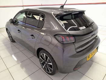 Used Peugeot 208 2020 for sale - 79127025: Photo