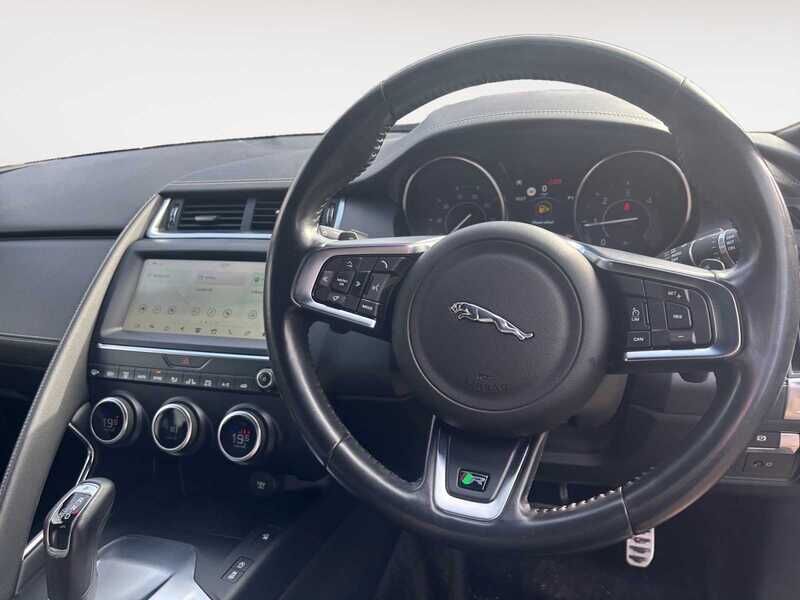 Used Jaguar E-Pace 2019 for sale - 77814264: Photo 4