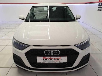 Used Audi A1 2020 for sale - 76136790: Photo 2
