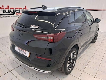 Used Vauxhall Grandland 2022 for sale - 77045108: Photo