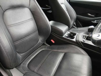 Used Jaguar E-Pace 2022 for sale - 79309780: Photo