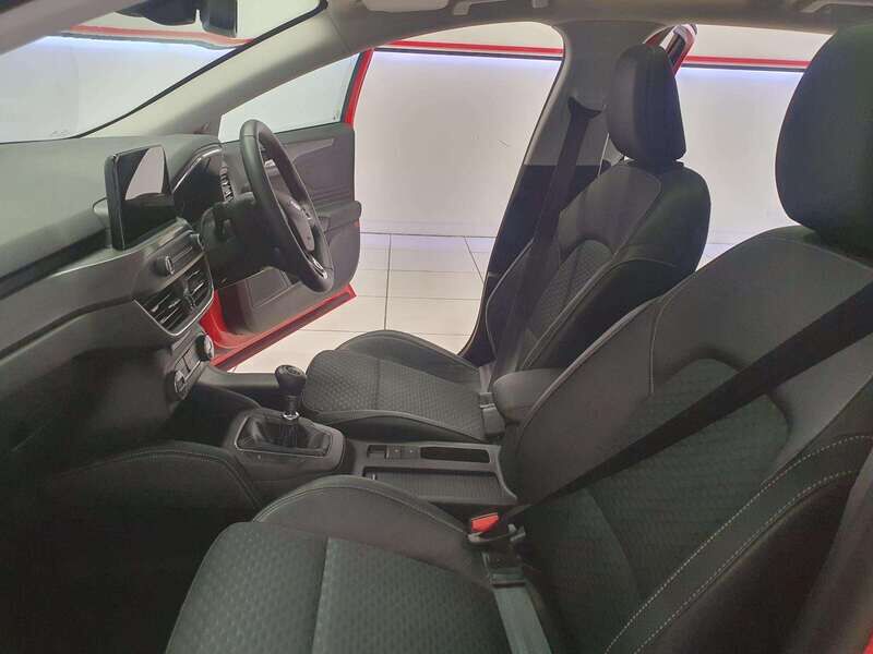 Used Ford Focus 2019 for sale - 77814465: Photo 21