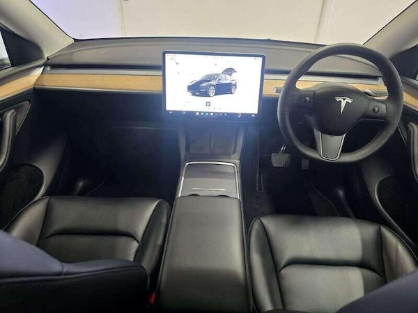 Used Tesla Model Y 2022 for sale - 76137422: Photo 11