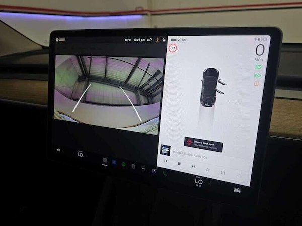 Used Tesla Model Y 2022 for sale - 76137422: Photo 16