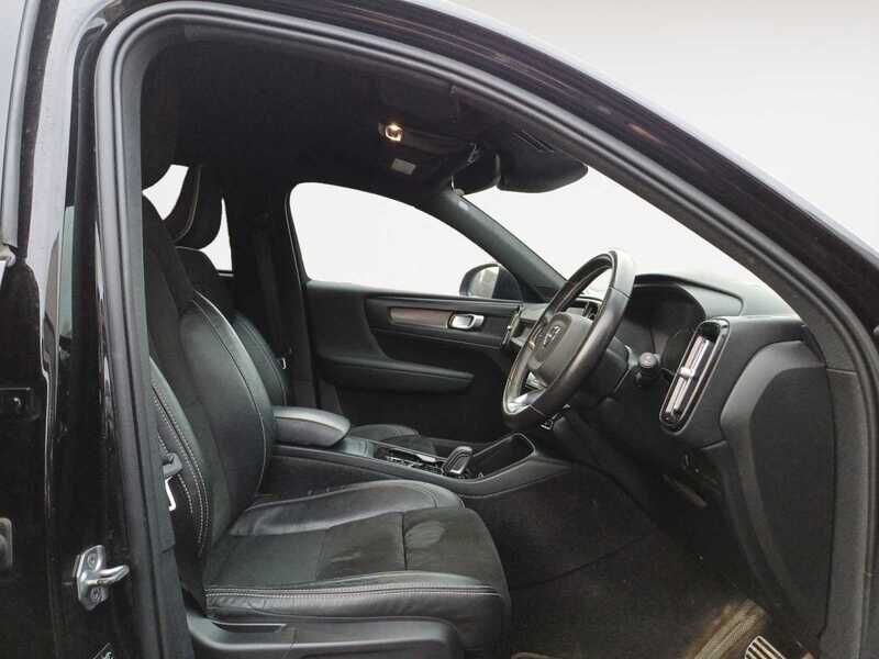 Used Volvo XC40 2020 for sale - 77814718: Photo 3